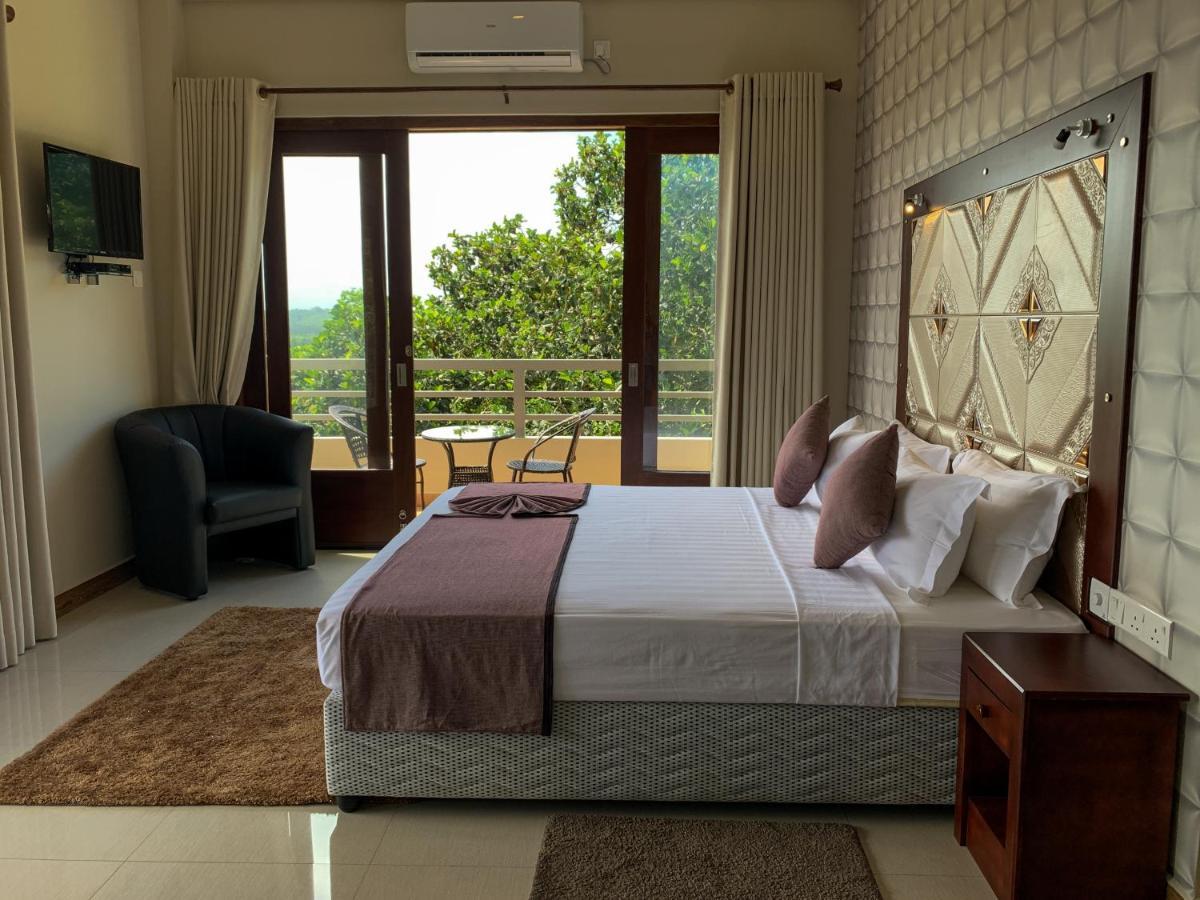 Mount Rich Rumassala Hotel Unawatuna Kültér fotó