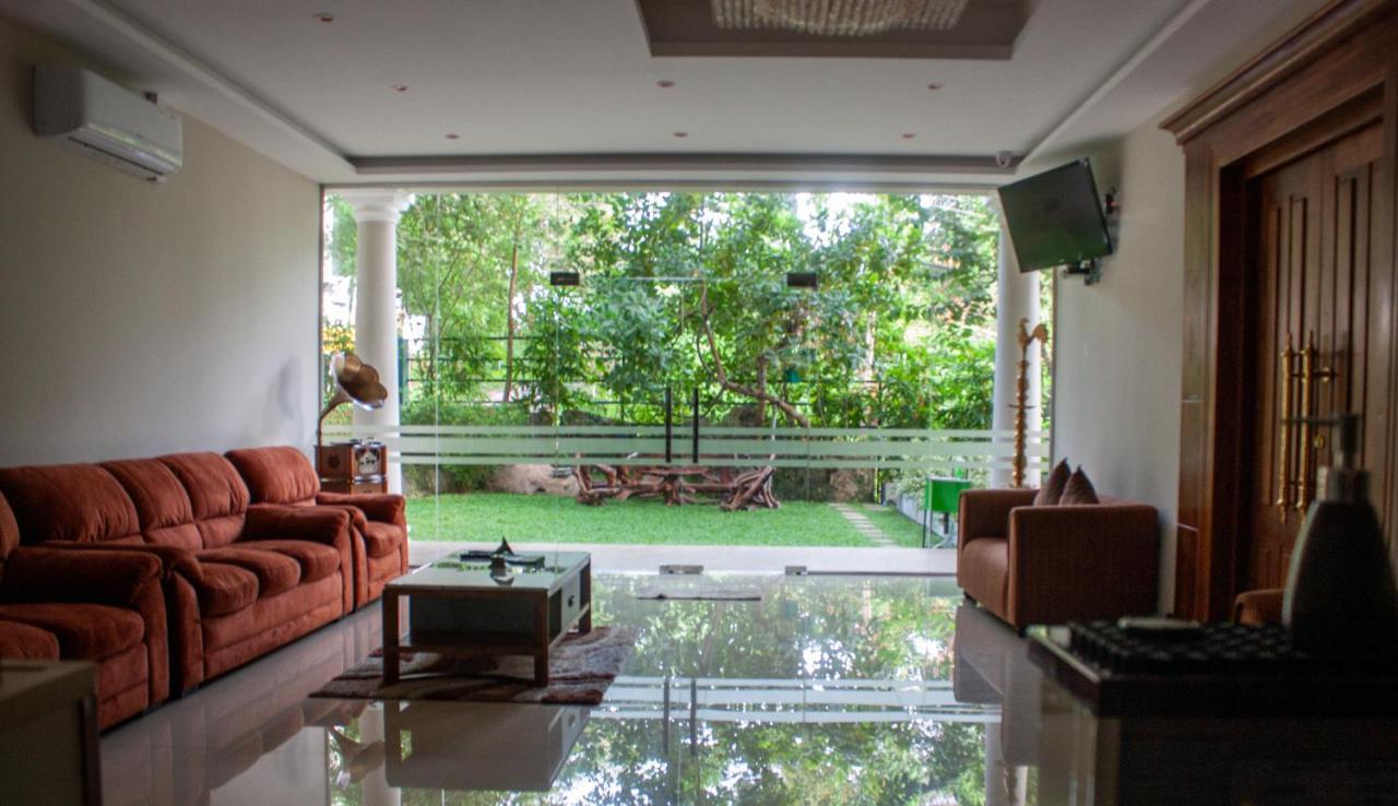 Mount Rich Rumassala Hotel Unawatuna Kültér fotó