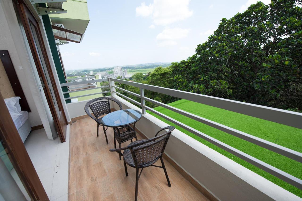 Mount Rich Rumassala Hotel Unawatuna Kültér fotó