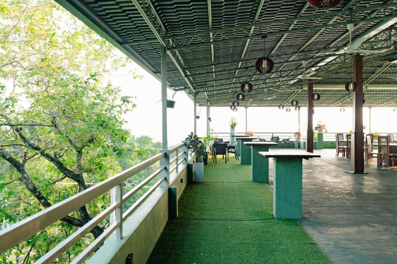 Mount Rich Rumassala Hotel Unawatuna Kültér fotó