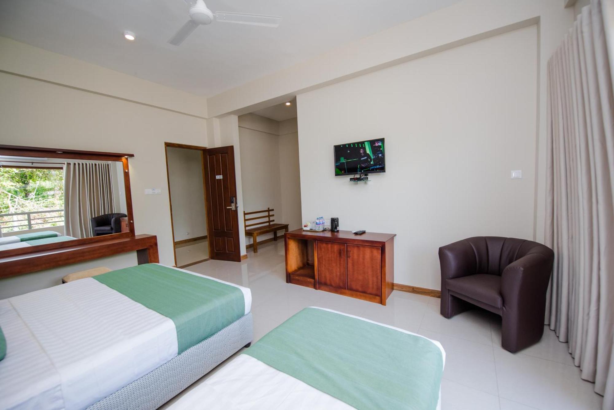 Mount Rich Rumassala Hotel Unawatuna Kültér fotó