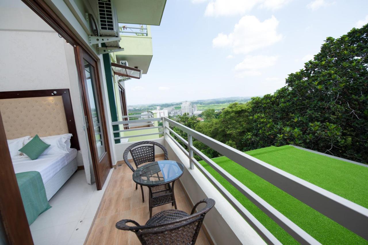 Mount Rich Rumassala Hotel Unawatuna Kültér fotó